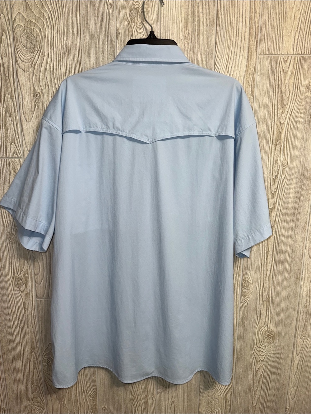 Poncho Light Blue Short-Sleeve Button-Down Shirt - Picture 6 of 6